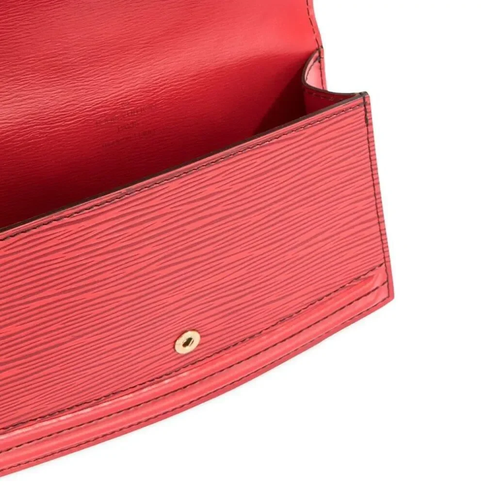 Louis Vuitton Vintage Limited Edition Red Epi Tilsitt Belt Bag